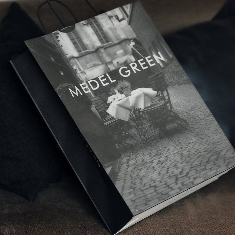 画像5: MEDEL GREEN　◆ オリーブ苗木　陶器鉢  ギフトラッピング仕様 ◆  サイズ：底から葉先まで約35〜45cm前後に剪定してお届け (5)