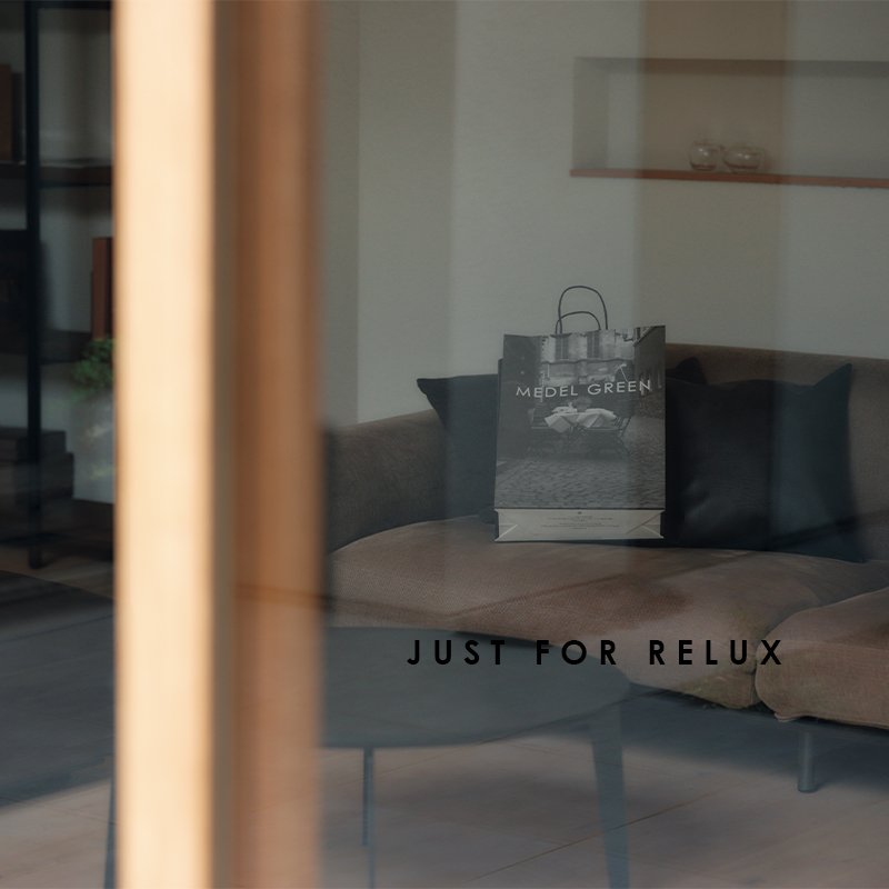 画像24: MEDEL GREEN　◆ オリーブ苗木　陶器鉢  ギフトラッピング仕様 ◆  サイズ：底から葉先まで約35〜45cm前後に剪定してお届け (24)